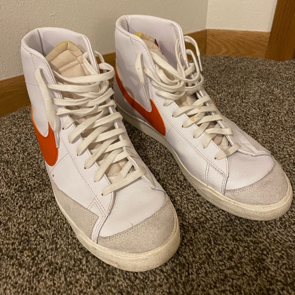 Nike Men’s Blazer Mid